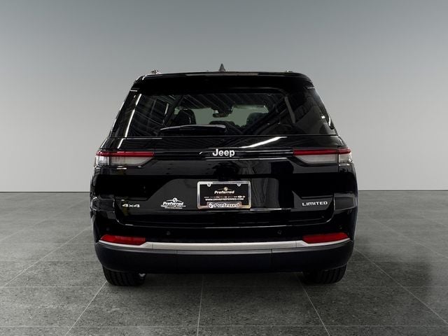 2027 Jeep Grand Cherokee GRAND CHEROKEE LIMITED 4X4