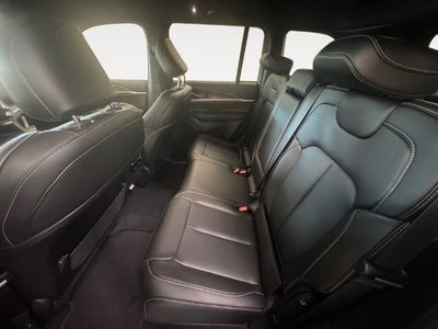 2027 Jeep Grand Cherokee GRAND CHEROKEE LIMITED 4X4