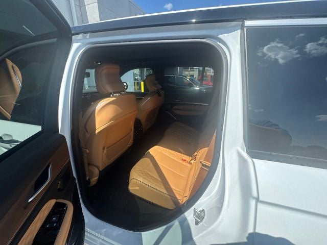 2024 Jeep Grand Cherokee Summit 3.6 Liter V6 4WD