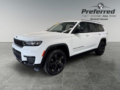 2023 Jeep Grand Cherokee L Altitude 3.6 Liter V6 4WD