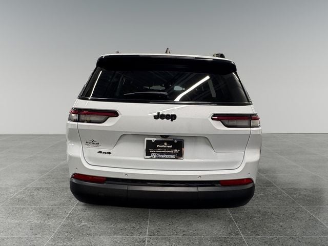 2023 Jeep Grand Cherokee L Altitude 3.6 Liter V6 4WD