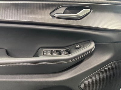 2023 Jeep Grand Cherokee L Altitude 3.6 Liter V6 4WD