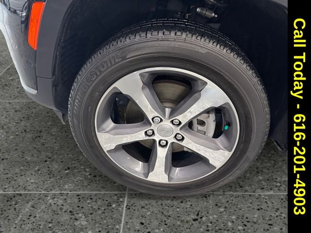 2023 Jeep Grand Cherokee L Limited 4x4