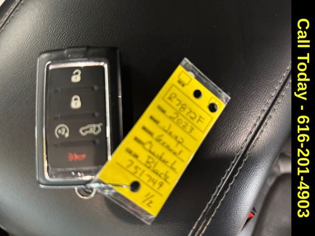 2023 Jeep Grand Cherokee L Limited 4x4