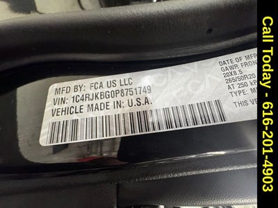 2023 Jeep Grand Cherokee L Limited 4x4