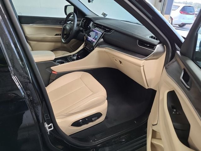 2025 Jeep Grand Cherokee L Limited 3.6 Liter V6 4WD