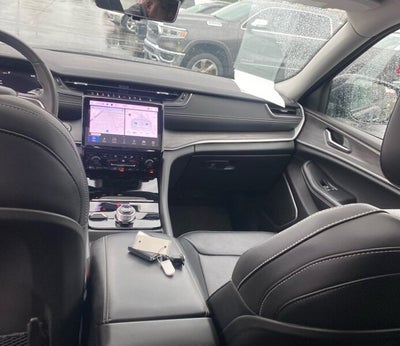 2024 Jeep Grand Cherokee L Limited 3.6 Liter V6 4WD