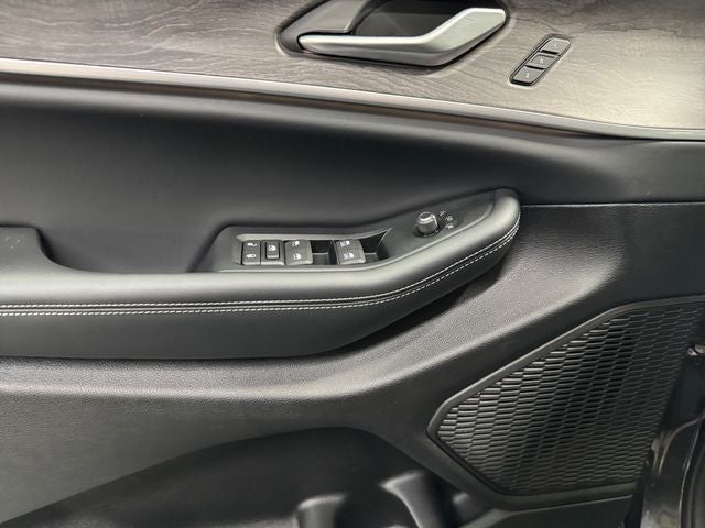 2024 Jeep Grand Cherokee L Limited 3.6 Liter V6 4WD