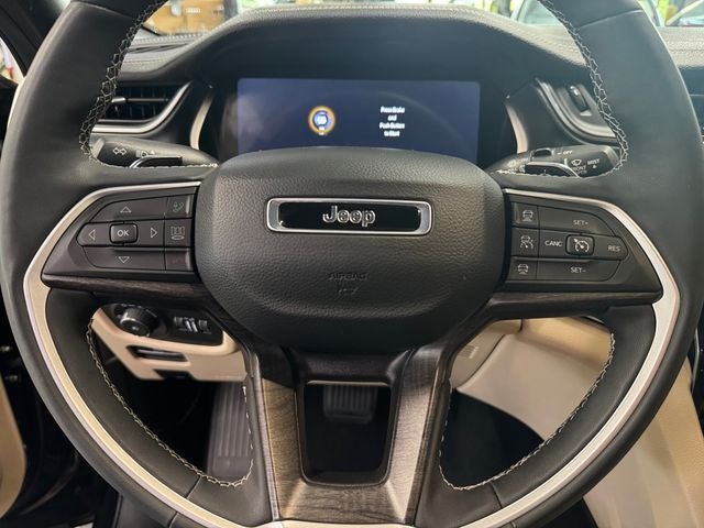 2025 Jeep Grand Cherokee L Limited 4x4