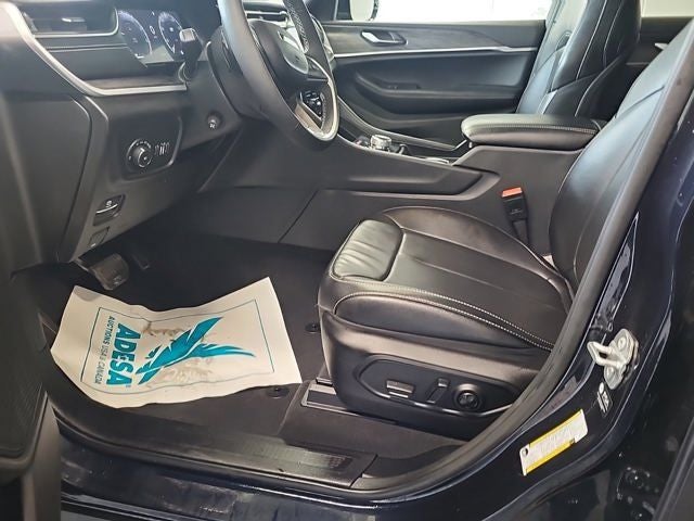 2024 Jeep Grand Cherokee L Limited 3.6 Liter V6 4WD