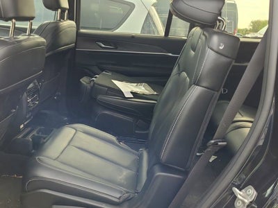 2024 Jeep Grand Cherokee L Limited 3.6 Liter V6 4WD