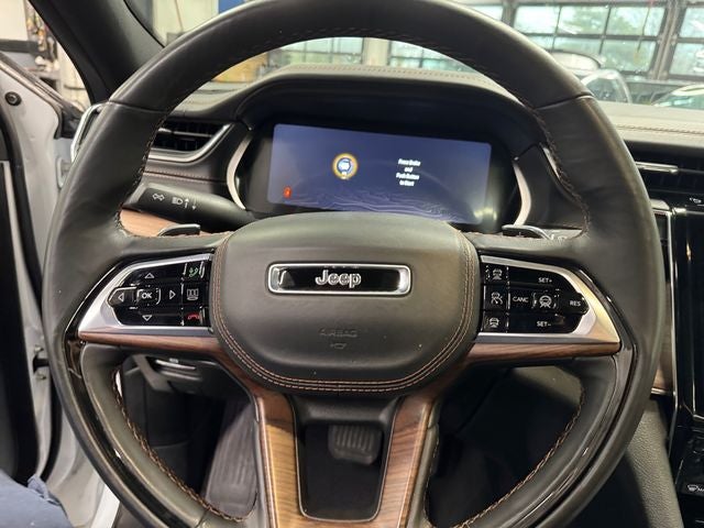 2025 Jeep Grand Cherokee L Summit 4x4