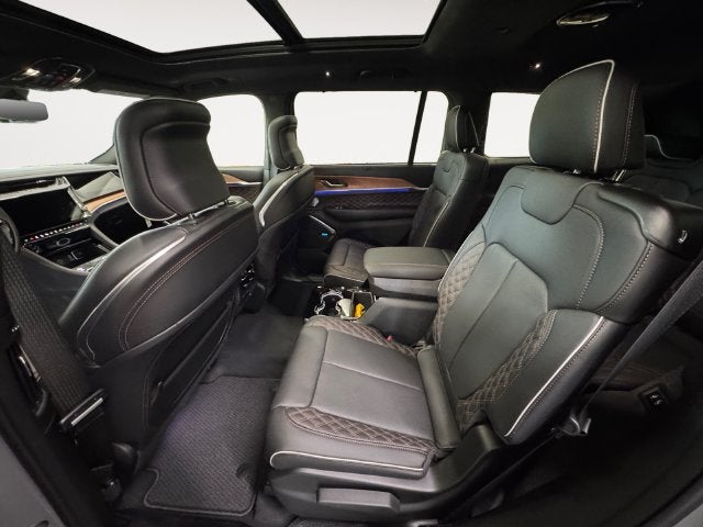 2027 Jeep Grand Cherokee L GRAND CHEROKEE L SUMMIT 4X4
