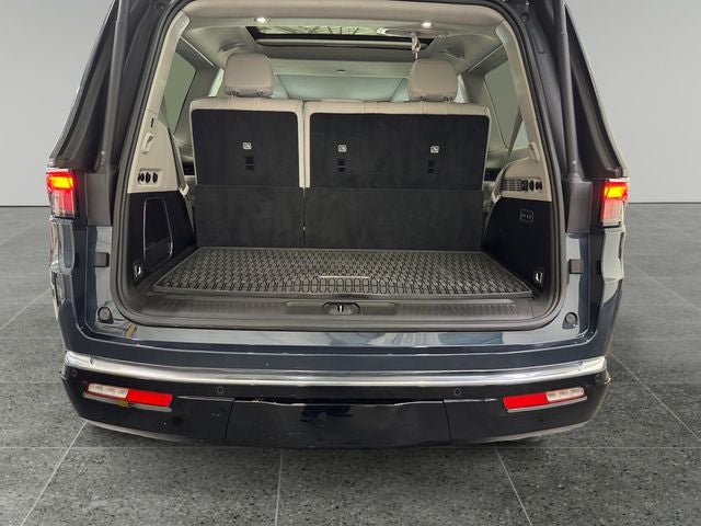 2024 Jeep Wagoneer Series III 3.0 Liter I6 4WD