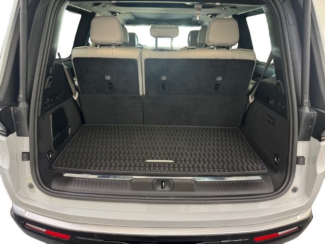 2027 Jeep Grand Wagoneer GRAND WAGONEER OVERLAND 4X4
