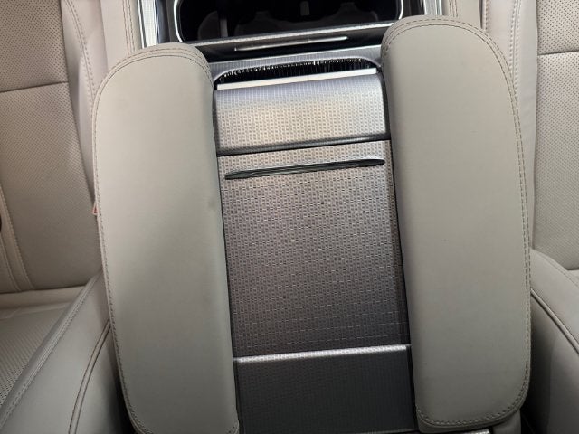2027 Jeep Grand Wagoneer GRAND WAGONEER OVERLAND 4X4
