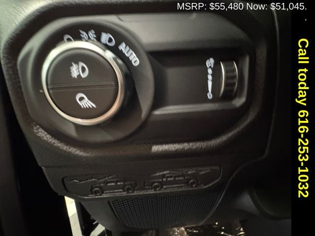 2025 Jeep Gladiator GLADIATOR SPORT S 4X4