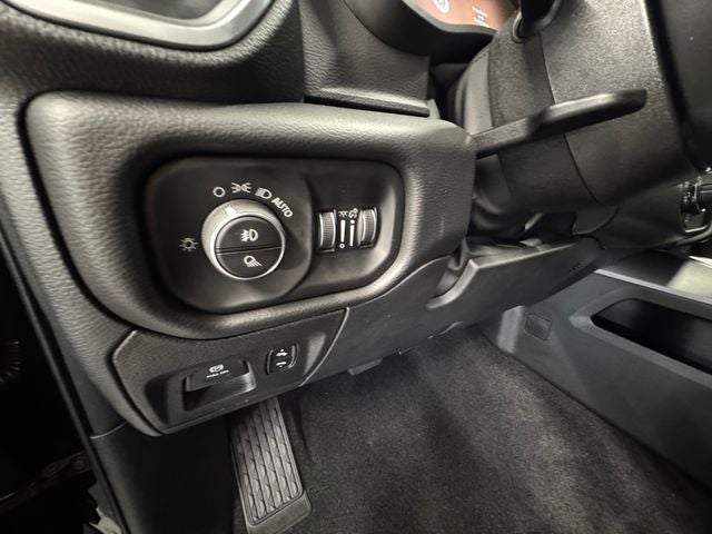 2027 RAM Ram 1500 RAM 1500 BIG HORN CREW CAB 4X4 5'7' BOX
