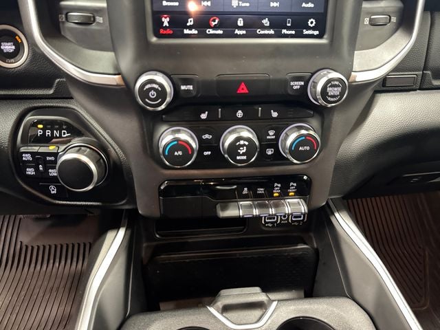 2021 RAM 1500 Big Horn Crew Cab 4x4 5'7' Box