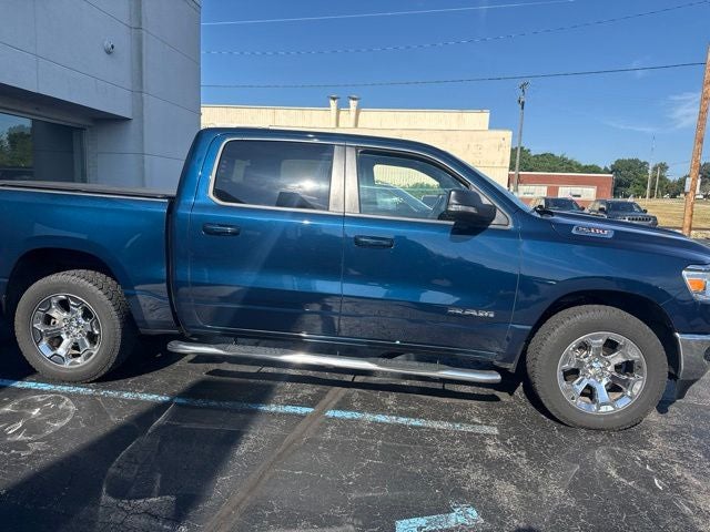 2021 RAM 1500 Big Horn/Lone Star 5.7 Liter V8 Hemi Crew Cab 4WD