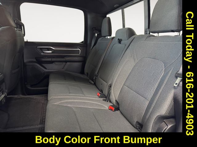 2022 RAM 1500 Big Horn Crew Cab 4x4 5'7' Box