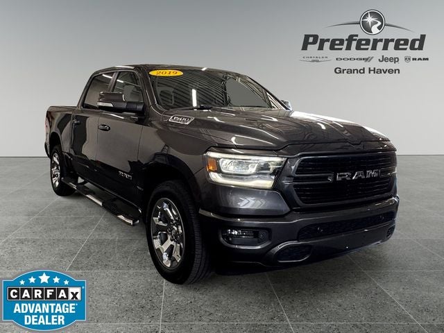 2019 RAM 1500 Big Horn/Lone Star 4x4 Crew Cab 5'7's photo