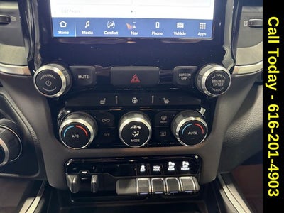 2022 RAM 1500 Big Horn Crew Cab 4x4 5'7' Box