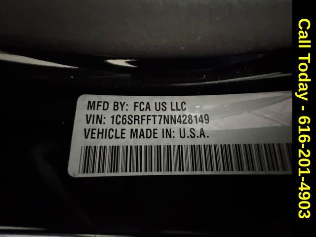 2022 RAM 1500 Big Horn Crew Cab 4x4 5'7' Box