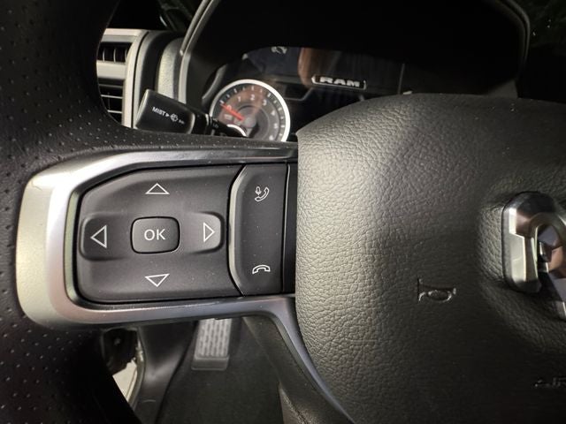 2026 RAM 1500 RAM 1500 WARLOCK CREW CAB 4X4 5'7' BOX