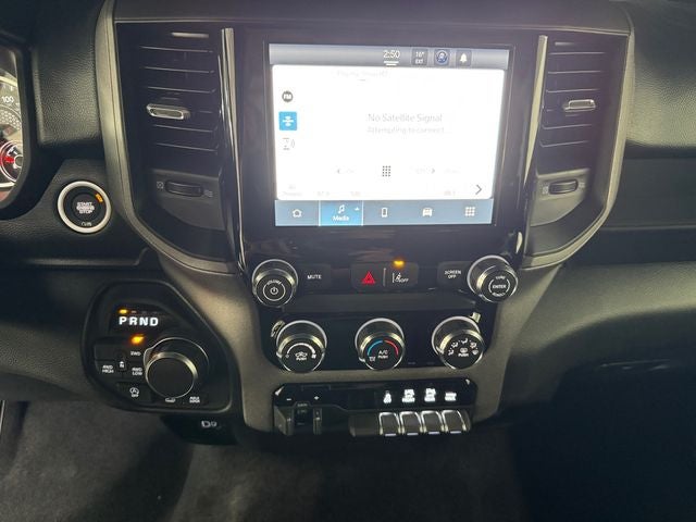 2026 RAM 1500 RAM 1500 WARLOCK CREW CAB 4X4 5'7' BOX