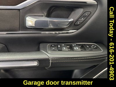 2022 RAM 1500 Laramie Crew Cab 4x4 5'7' Box