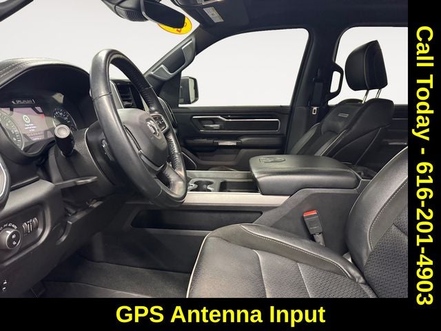 2022 RAM 1500 Laramie Crew Cab 4x4 5'7' Box