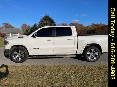 2021 RAM 1500 Laramie Crew Cab 4x4 5'7' Box