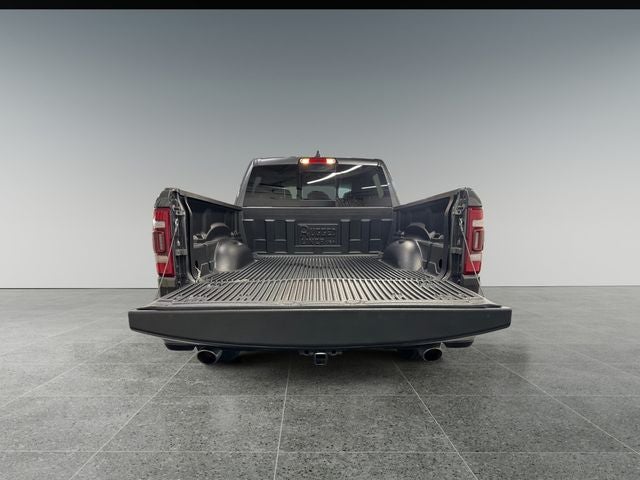 2022 RAM 1500 Laramie 5.7 Liter V8 Hemi Crew Cab 4WD