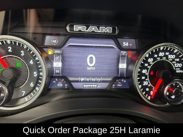 2022 RAM 1500 Laramie 5.7 Liter V8 Hemi Crew Cab 4WD