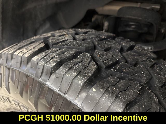 2020 RAM 1500 Laramie Crew Cab 4x4 5'7' Box