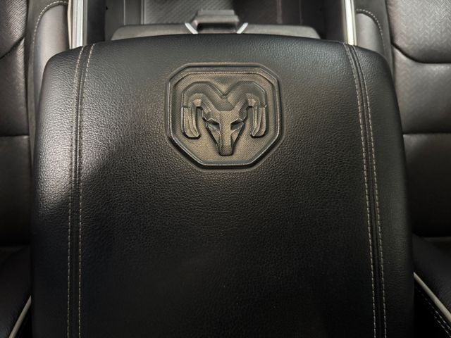 2021 RAM 1500 Laramie Crew Cab 4x4 5'7' Box
