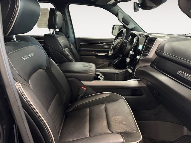 2021 RAM 1500 Laramie Crew Cab 4x4 5'7' Box