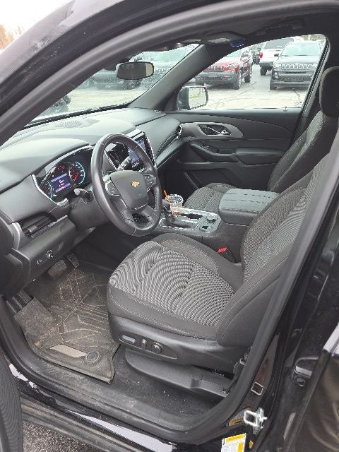 2022 Chevrolet Traverse LT 1LT 3.6 Liter V6 AWD 3rd Row Seating