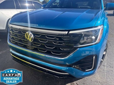 2024 Volkswagen Atlas Cross Sport 2.0T SEL Premium R-Line 2.0 Liter AWD