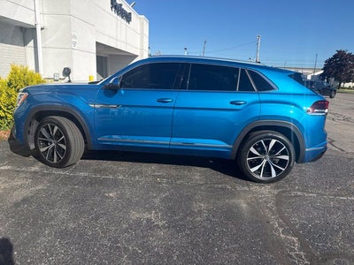 2024 Volkswagen Atlas Cross Sport 2.0T SEL Premium R-Line 2.0 Liter AWD