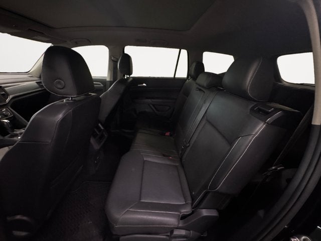 2021 Volkswagen Atlas 3.6L V6 SE w/Technology R-Line