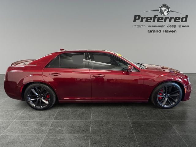 2023 Chrysler 300 300C
