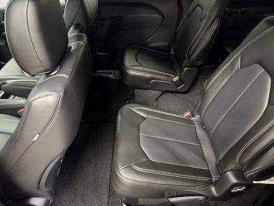 2027 Chrysler Pacifica PACIFICA SELECT