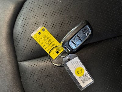 2024 Chrysler Pacifica Touring L 3.6 Liter V6 7 Passenger 3rd Row Seating