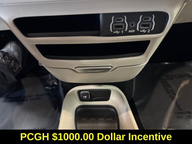 2024 Chrysler Pacifica Touring L 3.6 Liter V6 7 Passenger 3rd row Seating