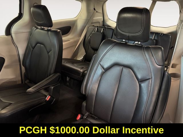 2024 Chrysler Pacifica Touring L 3.6 Liter V6 7 Passenger 3rd row Seating