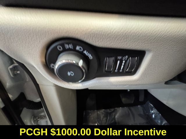 2024 Chrysler Pacifica Touring L 3.6 Liter V6 7 Passenger 3rd row Seating