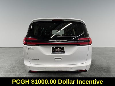 2024 Chrysler Pacifica Touring L 3.6 Liter V6 7 Passenger 3rd row Seating