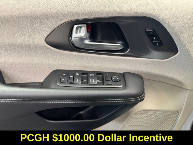 2024 Chrysler Pacifica Touring L 3.6 Liter V6 7 Passenger 3rd row Seating